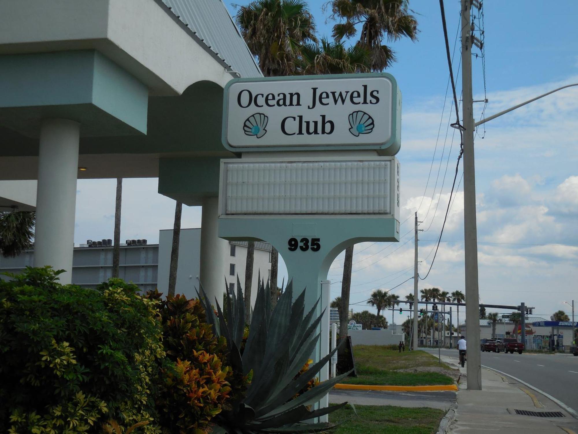 Beachside Bliss Ocean Views & Endless Fun Daytona Beach! Exteriör bild