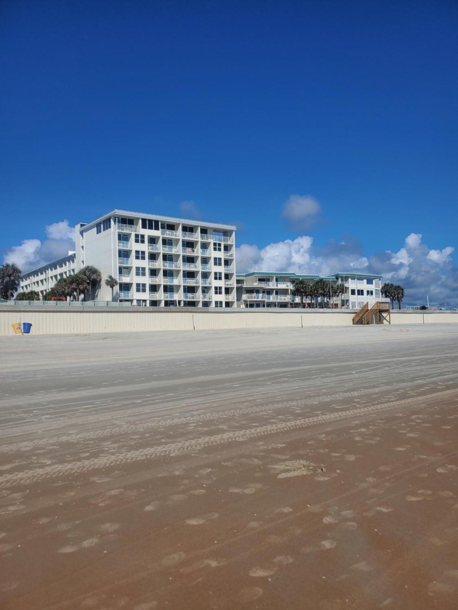 Beachside Bliss Ocean Views & Endless Fun Daytona Beach! Exteriör bild